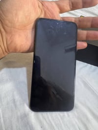 بوكو F7 • ذاكرة ٥١٢ • بطارية ٩٥%