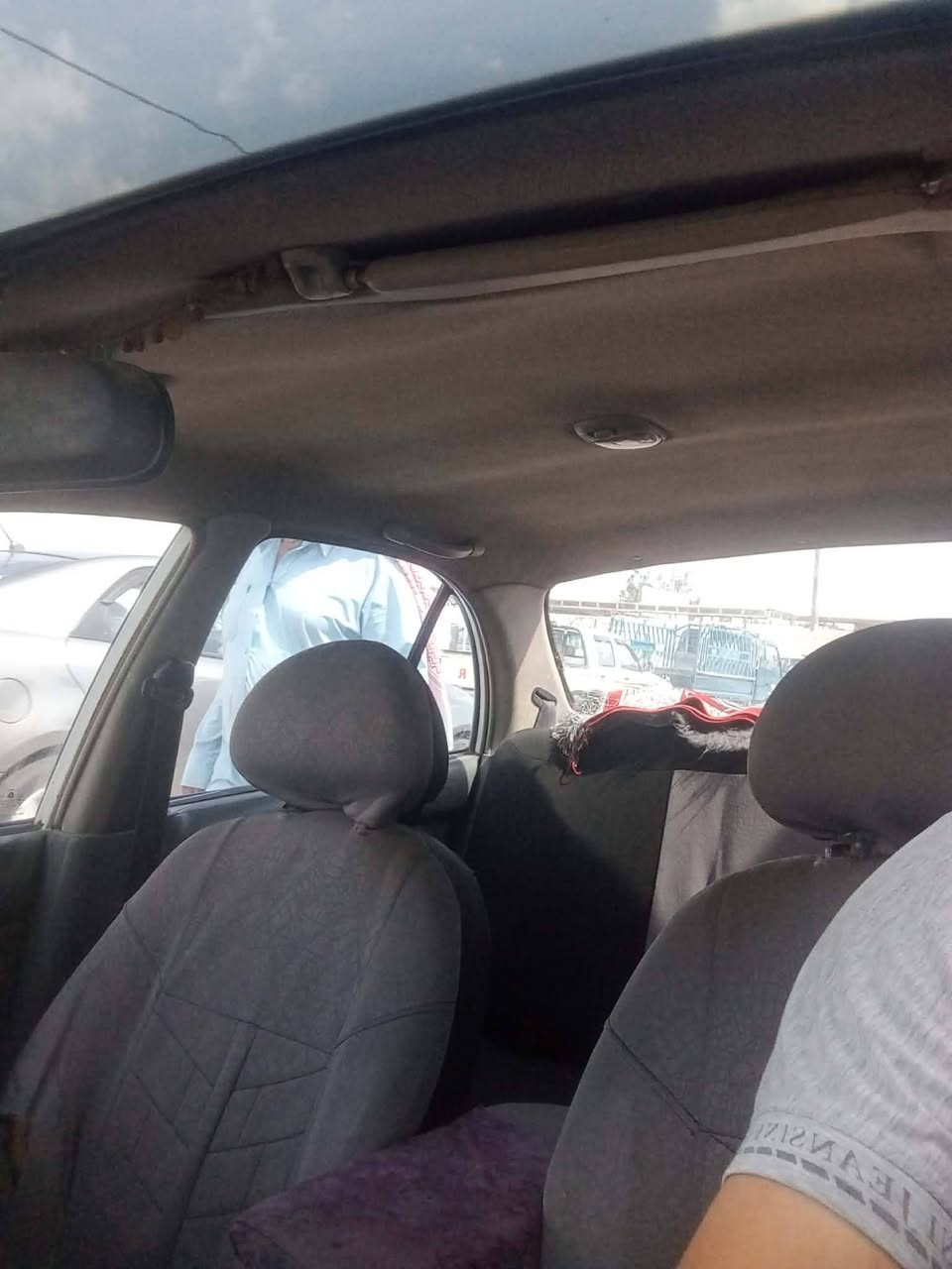 سياره هونداي اكسنت موديل 94للبيع محرك شرط لاصرف ولابخار تبريد تدفئيه شرط التحويل دفتر بانزين بيها السعر 35$ للتواصل رقم الهاتف ***********
