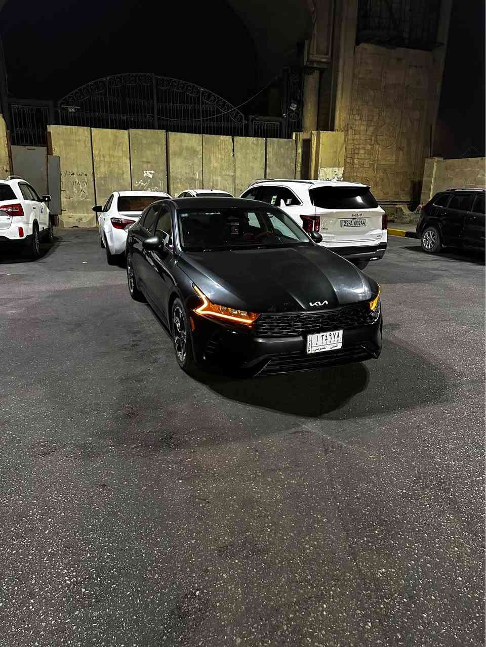 K5  22 وراد امريكي معوقين مثنى ماشية 55 الف قابل للزيادة 
قطعتين تبديل بنيد حادث امريكا و باب خلفي عكس السايق بالعراق السيارة جاهزة ومابيها اي نقص واستخدام شخصي السعر 138 وبيها مجال ان شاء الله للتواصل ***********  والسيارة موجودة بالبصرة البصرة, العراق
