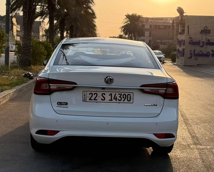 ام جي ( 5 )  2024 ماشية 51 الف كيلو  مكفوله كفاله عامه رقم اربيل بأسمي مواصفات الـ MG المعروفه السياره جديده وجاهزه بدون نقص كير مكينه تبريد صدر  مكفول وممفتوح  مكانها بغداد السيدية السعر 98 وبيها مجال ان شاءالله
***********
