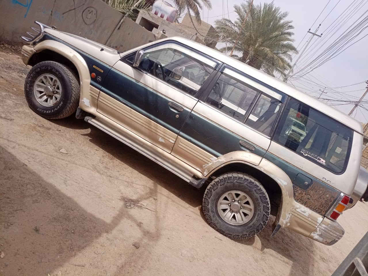سلام عليكم باجيرو للبيع موديل 92 محرك وكير ابلادي لو كير شغال 6Vسنتر لوك كهربائية كله شغاله سياره حلوه رقم انكليزي
سعر 40 وبيه مجال مكان بابل الحمزه الغربي تواصل بس اتصال على هذا الرقم ***********
سلام عليكم باجيرو للبيع موديل 92 محرك وكير ابلادي لو كير شغال 6Vسنتر لوك كهربائية كله شغاله سياره حلوه رقم انكليزي
