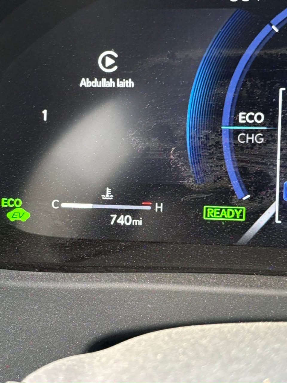 السلام عليكمLexus ux 300h سياره وارد امريكي للبيع
موديل 2025  السياره ماشيه 740mi   هايبرد حادث بسيط للتواصل والاستفسار ع الرقم ***********

