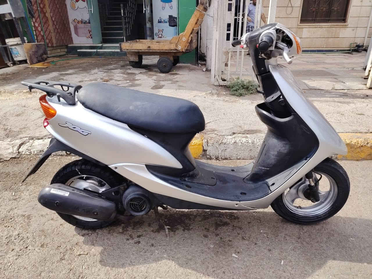 عصفورية • ٦٠ • نضيفة