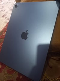 ايباد ١١ بطارية ٩٣ السعر ٤٨٠ التواصل واتساب 07730967114