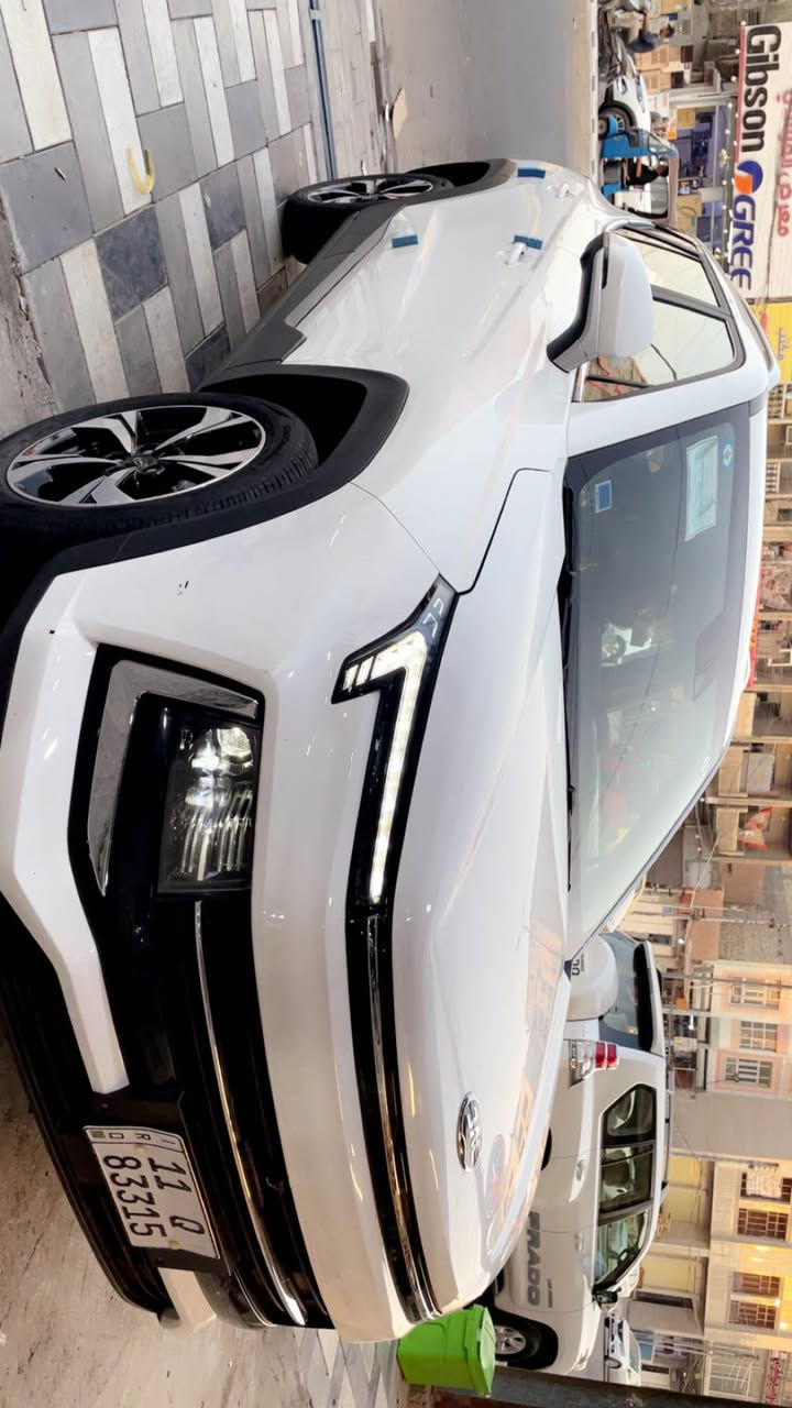 بيع بسعر مناسب جدا وسريع
جاك Jas4  موديل ٢٠٢٤ جديدة جدا مكفولة من كل شي استلام من الشركة فول مواصفات للاخير رقم بغداد باسمي تحويل مباشر
المواصفات
- [ ] بصمة تشغيل وابواب
- [ ] فتحة سقف سلايد
- [ ] اربع كاميرات محيطية 
- [ ] حجم المحرك ١٥٠٠ توربو
- [ ] ماشية ٣١ الف كيلو 
- [ ] شاشة كبيرة car play
- [ ] رادار امامي وخلفي وجانبي ٣٦٠ درجة
- [ ] نقطة عمياء بالمرآة الجانبية
- [ ] مقعد السائق كهرباء
- [ ] المقاعد الأمامية تدفئة 
- [ ] لايت الامامي والخلفي زينون عالي ناصي
- [ ] لد نهاري زينون
- [ ] باب الصندوق كهرباء
- [ ] مانع انزلاق
- [ ] تحديد مسار
- [ ] هاند بريك بصمة
- [ ] نظام اتوهولد بالازدحام
- [ ] داخل السيارة مقاعد ودشبول كلها مصنوعة الجلد الفاخر
- [ ] حساس خلفي
- [ ] مرايا الجانبية شفط
- [ ] السعر ١٠٥$ دفتر وخمسة أوراق وبيها مجال ان شاءالله 
- [ ] مكان السيارة بغداد الشعب
- [ ] للاتصال *********** بغداد, العراق
