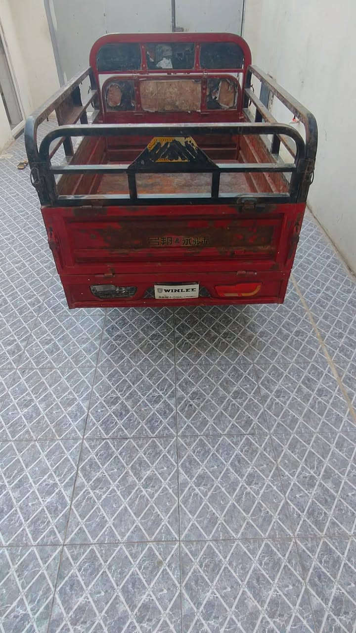 ستوته شحن للبيع بطاريات فحص تسعه السعر 950  وبيهه مجال للتواصل ***********
