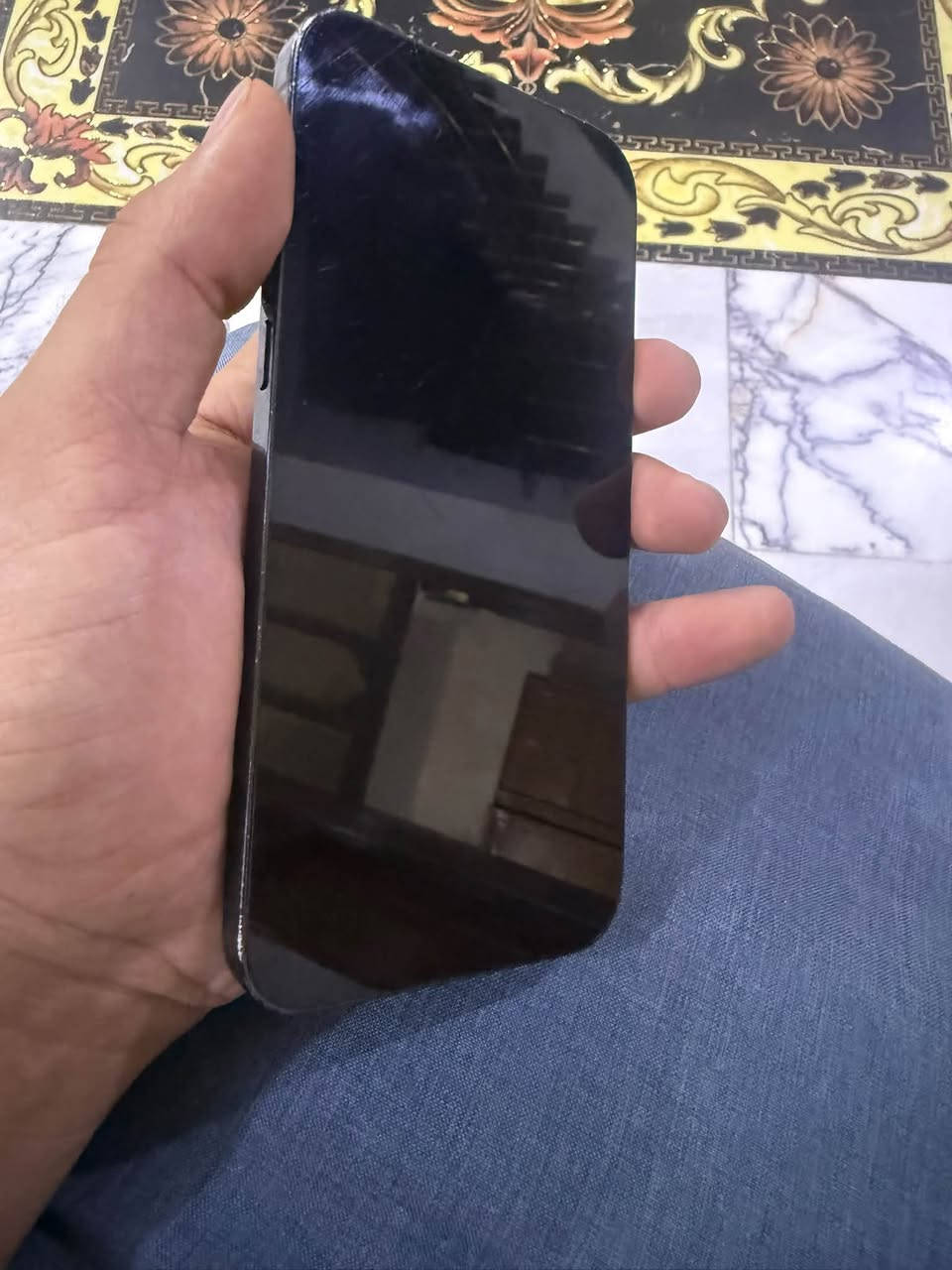 12 برو ماكس شرق اوسط ماستر AA/A كامل ملحقات / الضرر فطر بسيط بالظهر وخدوش بالشاشة بطارية 79

المكان بابل القاسم بالقرب من مستشفى القاسم
***********

نص مكتوب في الصور:
- ١٠:٥٣
- رجوع
- حول
- الاسم
- < iPhone
- إصدار iOS
- < 18.7.8
- اسم الطراز
- iPhone 12 Pro Max
- رقم الطراز
- MGDF3AA/A
- الرقم التسلسلي
- F2MF53CL0D56
- القطع وسجل تاريخ الخدمة
- الأغاني
- الفيديوهات
- الصور
- السعة
- ٢٥٦ غ.ب.
- متوفرة
- ٢٤٢,٢٢ غ.ب.
- Wi-Fi عنوان
- 5C:70:17:BD:21:B5
- Bluetooth
- 5C:70:17:BB:78:FE
- البرنامج الثابت للمودم
- 5.70.03
- SEID