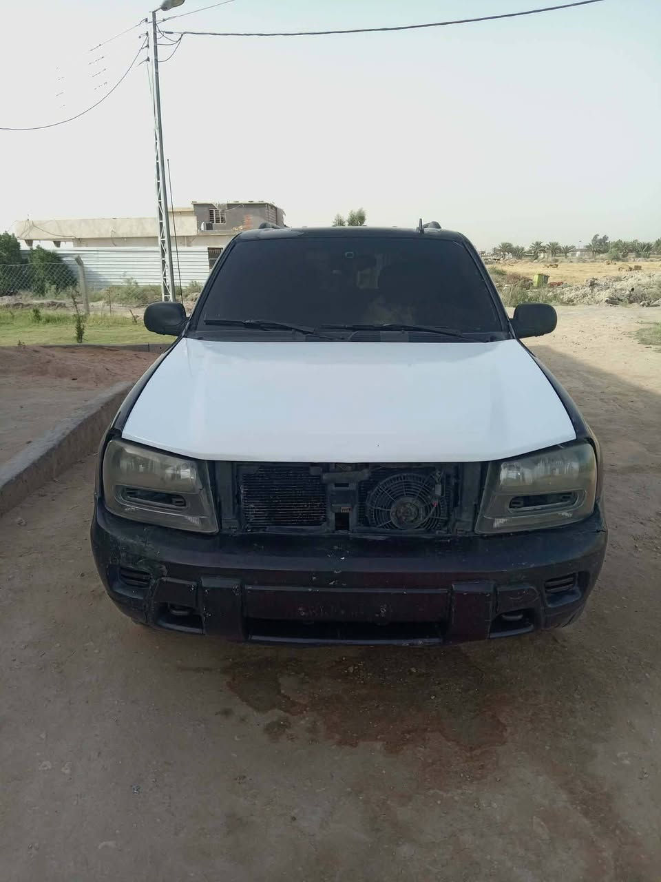 بلايزر ٢٠٠٨ مال مزاد عندي وكاله عامه بيه
بيع 55 بيه مجال قليل او مراوس بيكم ***********      بيدون صبغ مكرك بلادي
