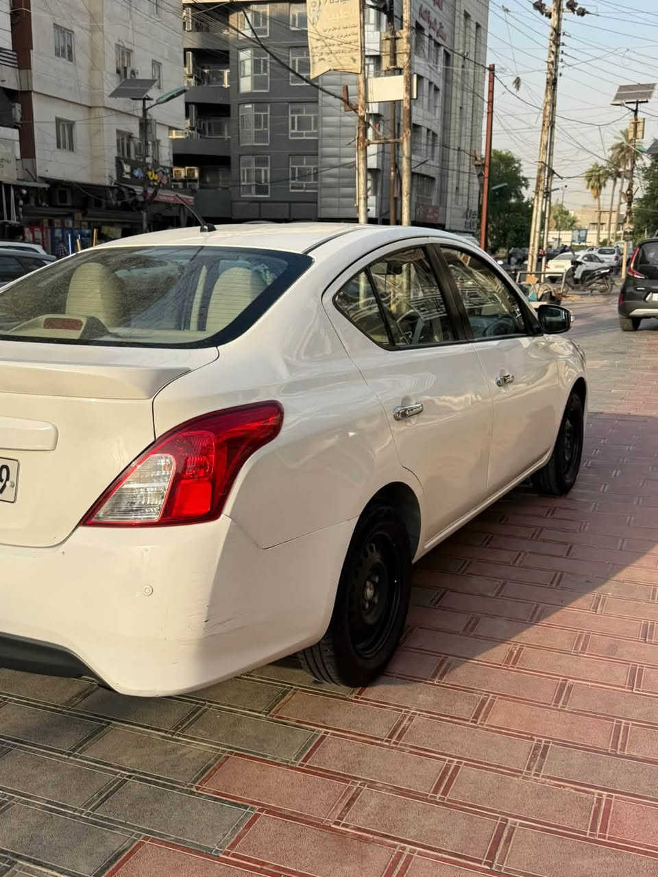نيسان صني • موديل ٢٠٢٤ • ماشيه ٦٥٠٠٠