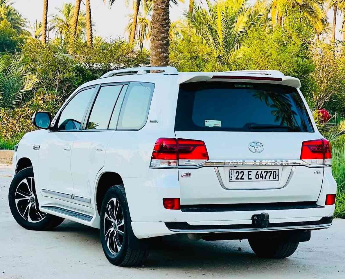 لاندكروز 2021 جيهان فول مواصفات 
كفاله عامه من كلشي عدا رصعات حالوب بسيطه 
بيع او مراوس السعر 453$ مكاني بابل - الشوملي 
للاستفسار *********** او ***********
