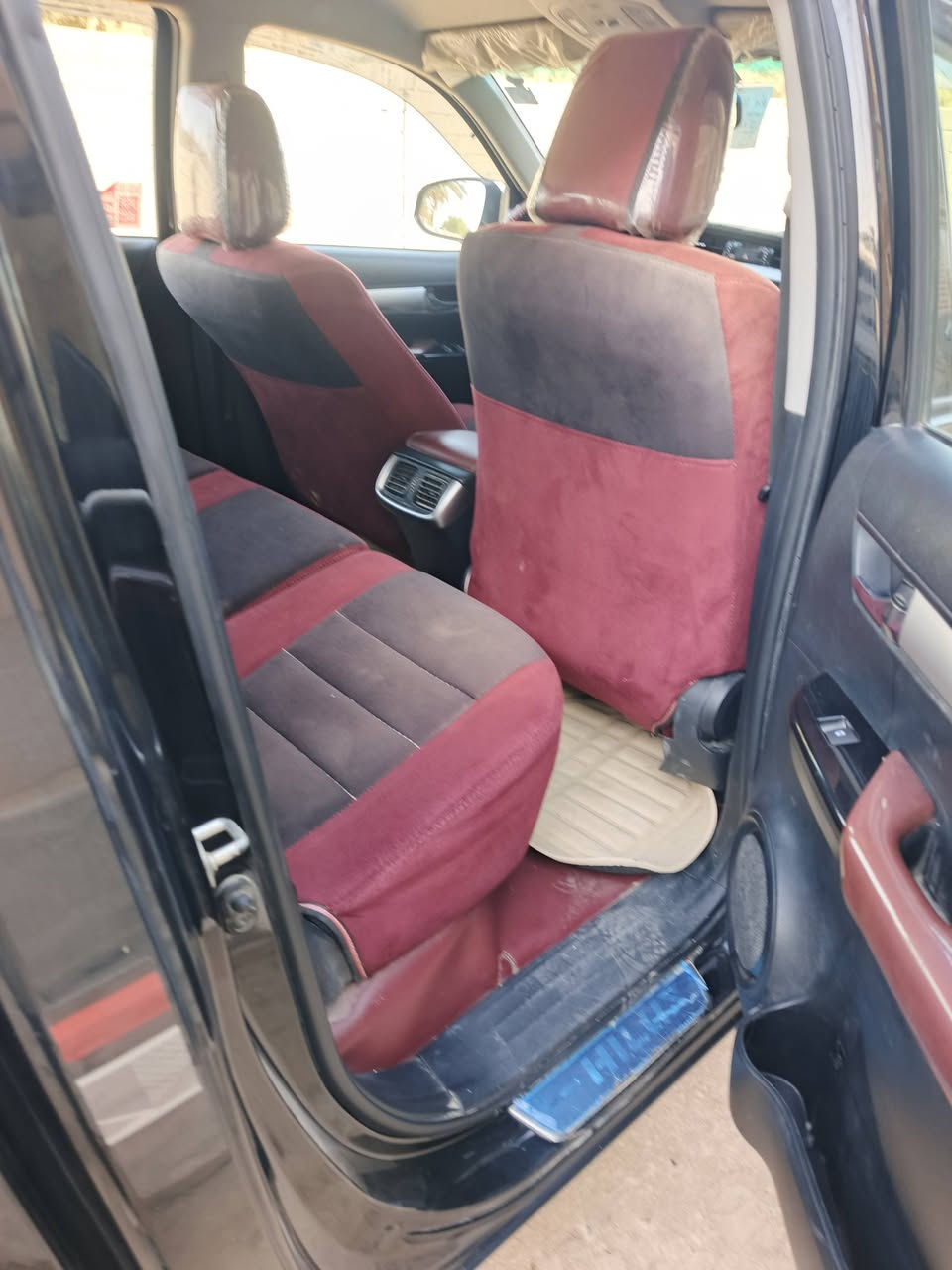 سلام عليكم سياره فلاونزه للبيع نوعيه ساز درجه اوله بصمه فول موصفات ماشيه 73رقم بغداد او مكاني بابل الكفل ولشراي ينتصل عله هاذ الرقم ***********

ادمن وافق
