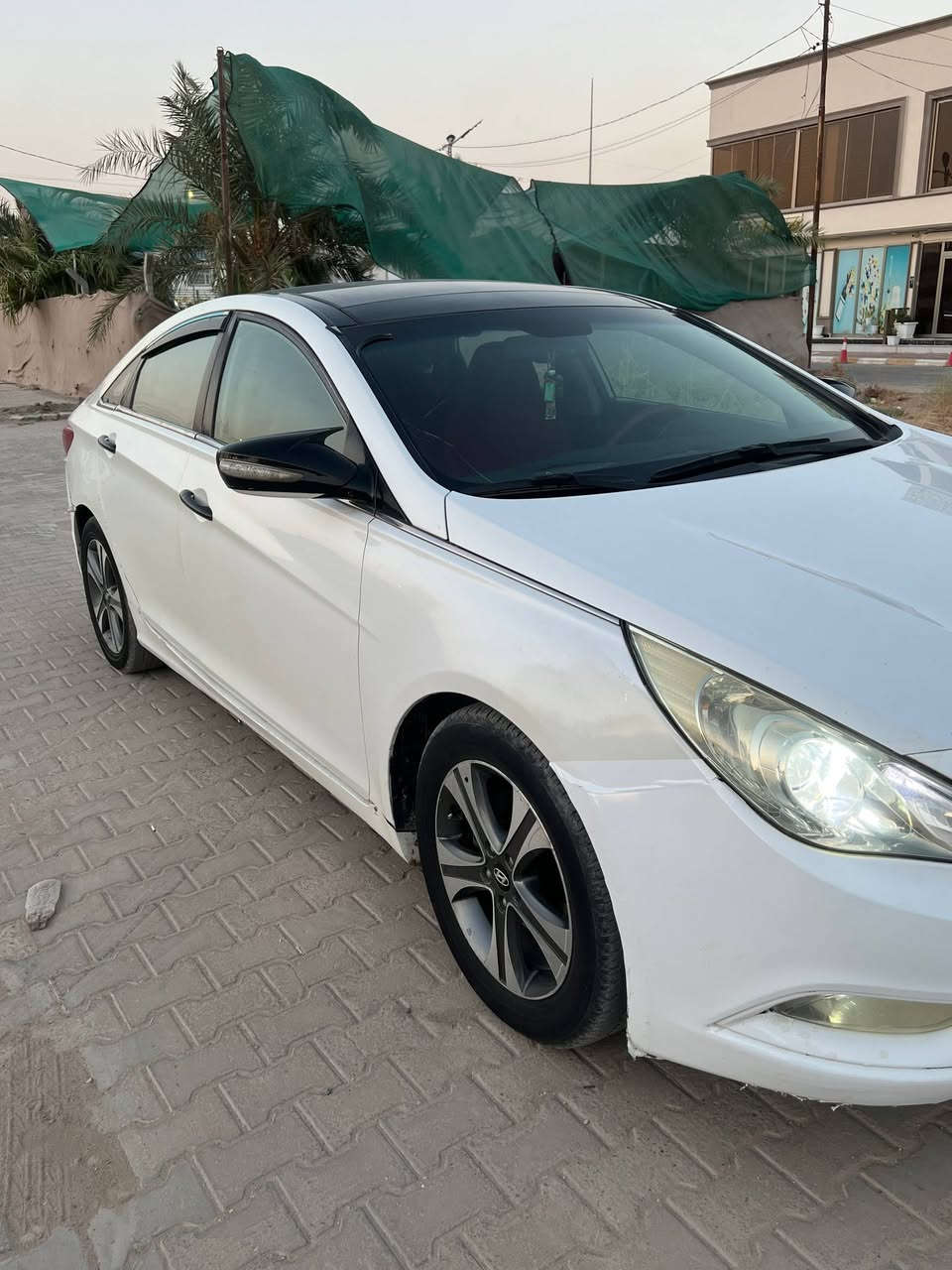 سوناتا 2010 مضلع
رقم اربيل انكليزي 
وارد خليجي محرك 2400دوش 
بصمة تحكم استيرن جهتين 
كشن جلد +كهرباء بني راما 
منضومة زنون كاملة 
بيه قطع صبغ 
كير محرك  خير من الله 
 سيارة جاهزه
السعر 83 وبيه مجال قليل 
***********
مكاني نجف
