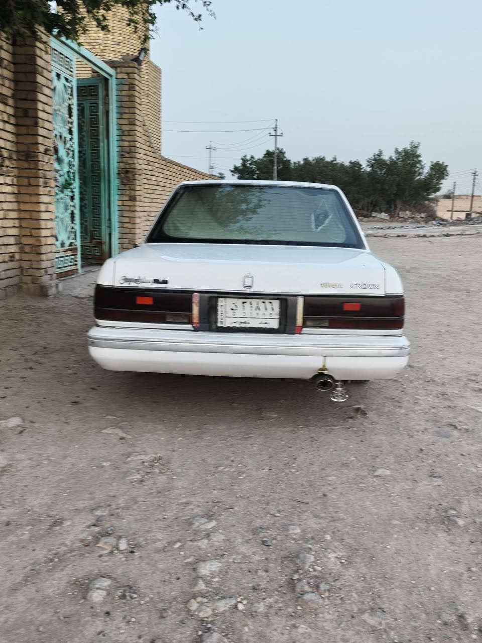 سيدان • بدون تعمير • تبريد ثلج