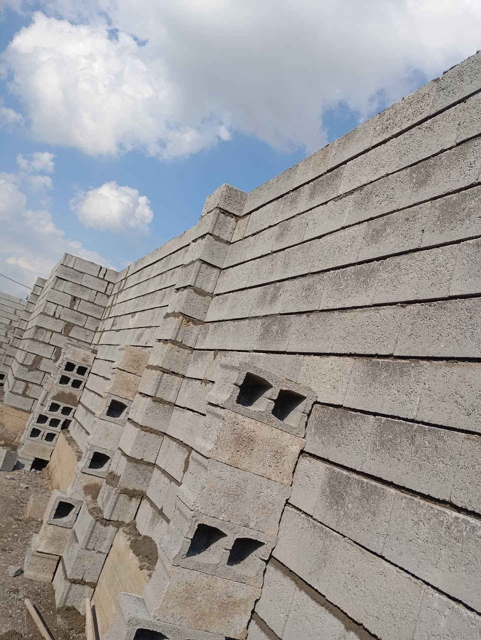اسطى بناء • متفرغ • كدام العين