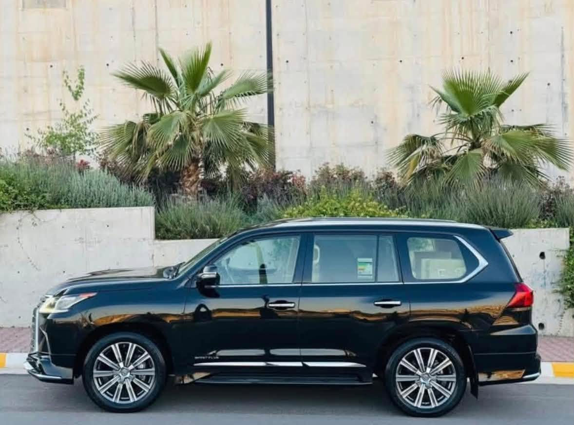 لكزز LX 570 | موديل 2016
Sport Plus

فول مواصفات 1/1 بريمي أصلي

داخل بيج

ماشي 115,000 كم حقيقي

كل الغراض أصلية وبلاد

كفالة عامة بشرط الفحص

مراوس ما يرهم بيع نقد

المواصفات

فتحة سقف

بصمة تشغيل

رادار كراسي تبريد 

وتدفئة أمامي وخلفي

تشغيل عن بعد

داخل خلفي VIP

آيباد خلفي

3 شاشات

5 كاميرات

صندوق شفط

نظام جكات رفع وخفض

سلايدر

كراسي جلد

حساسات أمامية وخلفية

ستيرن متعدد التحكم

السيارة بدون صبغ بدون تبديل بدون حادث

فقط شبر صغير PDR غير واضح

الكير والمكينة ما مفتوح

بدون أي نقص أو خلل

4 تايرات جديدة 

سنوية ورقم جديد 

كهربائيات كاملة بشرط

السعر  🟥 :: الاتصال على الأرقام 

‭***********‬

***********

