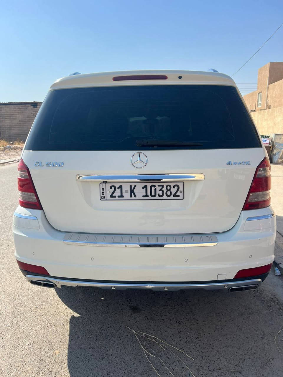 ‏Mercedes-Benz GL 500 2012
للبيع او المراوس 

ضمان دولي
سبعة راكب

#رقم السيارة : سليمانية

#مكان السيارة : رانيه -تابع للسليمانيه
----------------------------------
سلام عليكم 
للبيع او المراوس 
مارسيدس GL موديل 2012 اصل حجم 500  
رقم اربيل 
مكفولة من ضربة 

بيها تبديل بنيد من شركة فقط 
والباقي كفاله من البارد والشخط 

سيارة خليجية وكاله باجگر صفر اربيل  
 
تفاصيل👇🏼👇🏼
1_ سيارة 5 بصمات + دخول ذكي 
2_محرك V8 ✈️  ⁦⁩
3_تبريد 3 قطع منفصل  ⁦❄️⁩
4_كروز سرعة🔒 
5_ فتحة عدد 2  ⁦⚔️⁩
6_مراية داخلية+جانبة عاكسة ⁦🔍
7_تحكمات ستيرن ⁦⚔️⁩
8_ شاشات عدد 3   🖥⁩
9_ مري شفط
10_كشنات الخلفية كهرباء ⁦⚔️⁩
11_كشنات  كهرباء + ذاكرة خزن ✨⁩
12_ لدات الداخلية⚔️⁩
13 انارة ترحيب💡 ⁩
14_شاشة اعطال💬
15_داخل بيجي  ⁦⚔️⁩
16_شاشة اعطال  
17_ لدات نهارية 
18_ايرباكات سليمة ⁦⚔️⁩ 
19_ويل كب 19 AMG اصلي+تخم تاير جديد⁦⚔️⁩
20_صدر امامي خلفي جديد ⁦🛠️⁩
21_حساس مطر💦
22_هزة وفحص جدد
23_كشنات تدفئة امامي خلفي +تبريد 
24_حساسات امامي خلفي 
25-كاميرا خلفية 
26-جوبلسات تحكم بارتفاع سيارة 
27-ستيرن كهرباء 
28-لايت زنون داينمك 
29-كير تعليك 
30-شفتات ستيرن 
31-سستم صوت هارمن كاردن 
32-صندوق كهرباء 
 
#رقم الهاتف : 
***********
