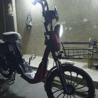 دراجة كهربائية • بطاريات جديدة • ٨٠ كم/س