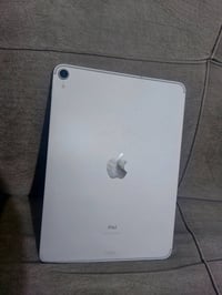 آيفون 11 برو • ٦٤ • محافظ