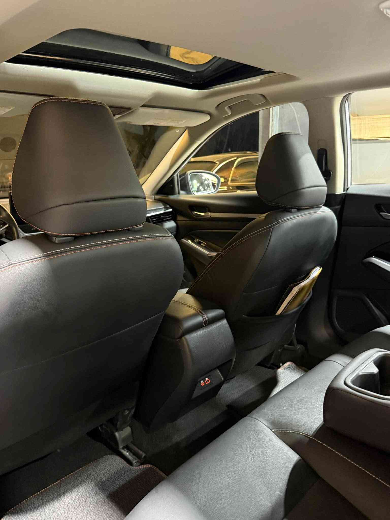 Nissan altima 2024
نيسان التيما 2024 SR PLUS
محرك 2.5 دفع امامي مرغوب 
للون اسمنتي المرغوب
مواصفات SR plus معروفة
سلايد 
شاشة جبيرة
كشن جلد 
كشنات تدفئة
شاحن لاسلكى
رادارات 360’ درجة
ماشي 41 الف مايل 
ربع جاملغ و بنيد صبغ
نص باب PDR
ارباكات كله متغير بلادي 
سعره 152 ورقة ومجال 
للأستفسار اكثر
*********** كالار, السليمانية
