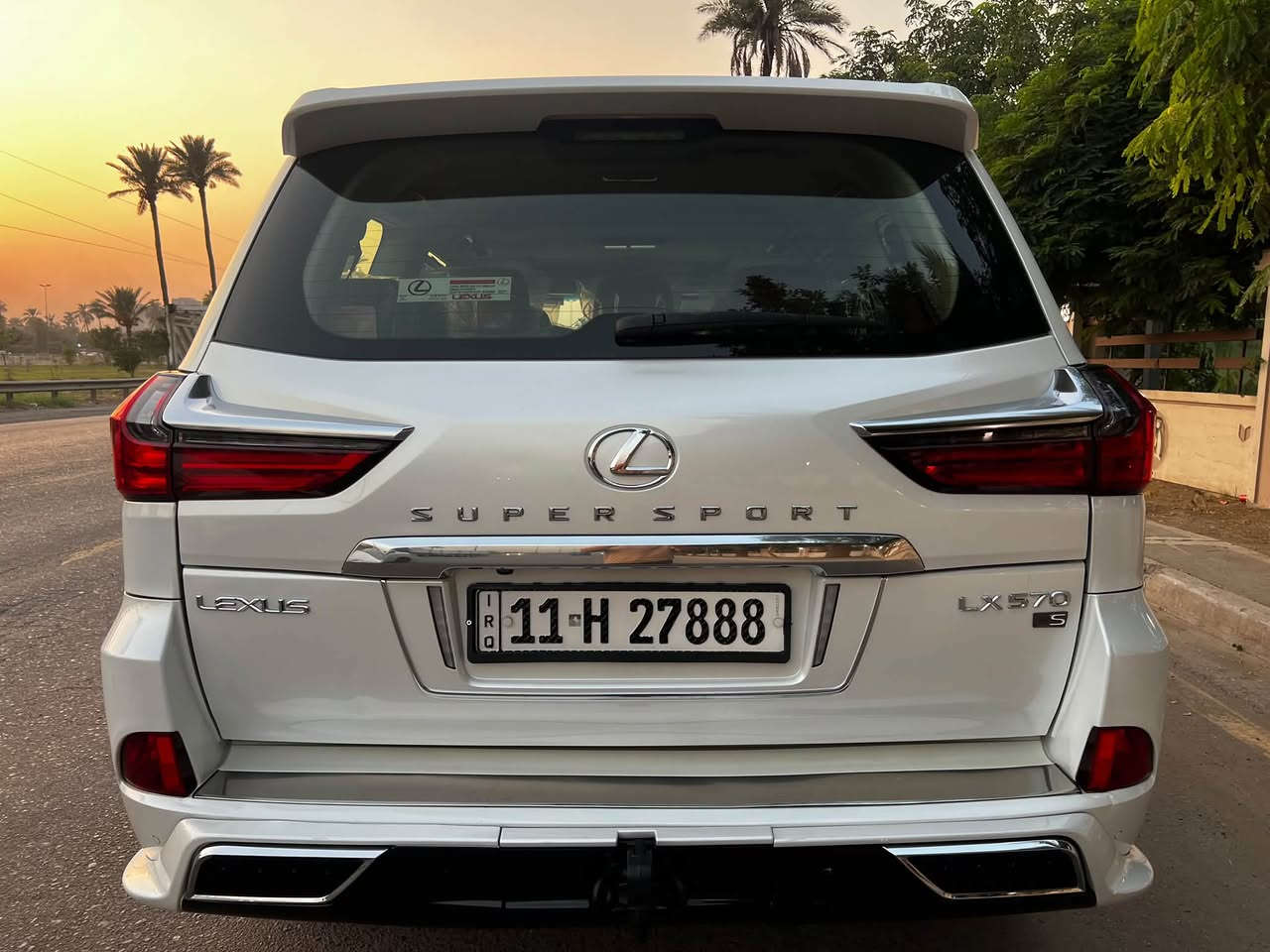 السلام عليك👋🏻👋🏻👋🏻
للبيع 

LX570 لگزز بريم 

سنة الصنع:2019 

خليجي 

عداد المسافه:110000 KM

ثلاث 3 قطع صبغ جاملغ امامي وجاملغ خلفي وباب

والباقي كفاله عامه 

كير محرك شرط 

الملكيه:بأسمي شخصياً 

سعر السياره 53000$ 

مكان السياره:بغداد الرصافه

للاتصال

***********

***********
