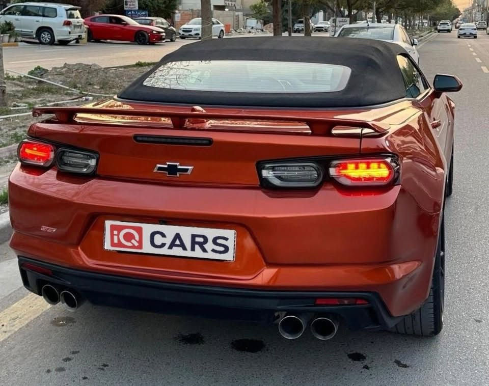 للبيع كمارو مميزه  2023 SS
‏حجم المحرك 8 💪💪 6200 ماشيه 16 MI رقم بغداد 
المواصفات 
قماره كشف 
لون مشمشي مميز 
كشنات كهرباء +تدفئة  
شاشة كبيرة وسطيه
ويل ssاصل
فجوج بريمبو اصل
اربع انظمة قياده مختلفة
شفتات استرين 
لايت ss اصل
تحكم اگزوز اصلي  
وبيها مواصفات ال SS  معروفه 
رقم بغداد هزة جديدة
تايرات الاصليه 
السيارة ماااااابيها اي نقص ولامسج بدشبول و
حادثها مال امريكا جاملغ امامي ايمن +خشم بنيد شوية خشم جاملغات الخلفيه يعني اربع احسب اربع قطع صبغ  بدون شاصي او لغد 
***********
المكان بغداد / المنصور // السيديه

