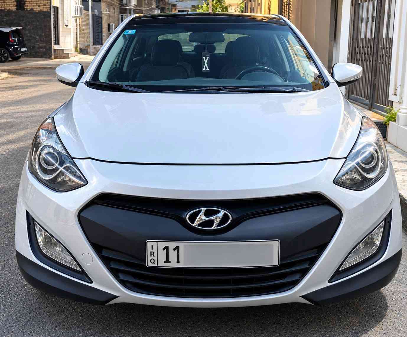 السلام عليكم النترا 2014 GT فول مواصفات محرك 2000 رقم بغداد باسمي المكان كربلاء بيها 3 قطع صبغ السعر 90 وبيها مجال
 ***********
