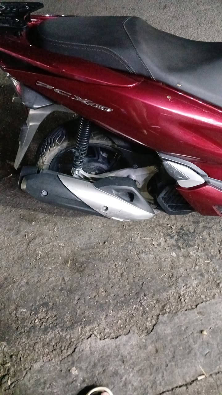 السلام عليكم
PCX  جيل الثالث ياباني حساس توقف حساس ستان ماشيه ٢٠ الف بيهه فطر بكفر الجهه اليمنه بصمتين  سعرهه ٢٠ بيهه مجال 
قليل *********** محرك ١٥٠
مكاني كربلاء
