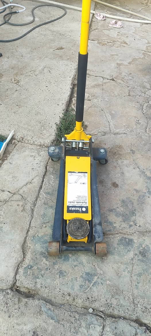 بنشر كامل • كمبريسر 250 • جك 3طن