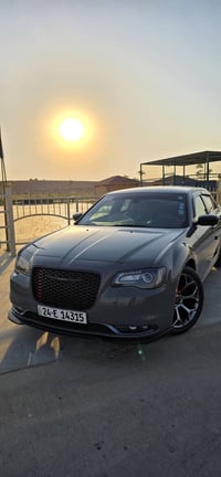 Chrysler S300 سلام عليكم اوباما 2017 للبيع وارد كندي بدون حادث بس من ا...