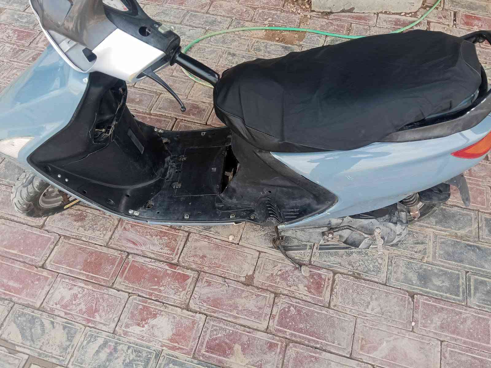 فراشه • فحل • نقص كهرباء