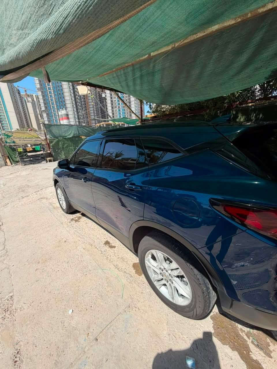 بلايزر 
موديل 2022 
رقمها اربيل حلو 
فول عدا الفتحه 
مكينه 2000 تيربو 4 سلندر 
السياره بدون صبغ فقط بوارد بيها 
بدون اي تبديل 
ماشيه 90 ميل 
صندوك كهرباء 
بصمه 
تدفئه كشن 
وتبريد قطعتين 
ترايها وين ميعجبك 
السعر 18.700$ وبيها مجال 
***********
سونار موجود تحب طبلي واتس ادزلكيا
