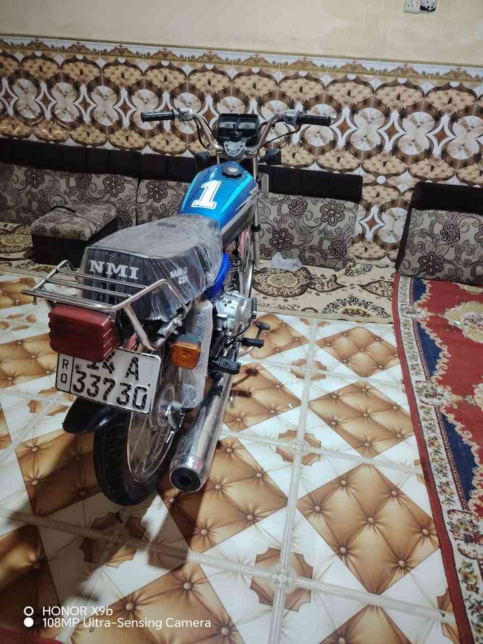 السلام عليكم دراجه نامه شلامجه أصلي دراجه 2024بلاديه برقي ما مفتوح كفال عامه كهربائيات شغاله رقم وسنويه إنكليزي بصرة إنتهاء السنويه 2030 تحويل ثاني يوم السعر مليون و850وبيهه شي قليل المكان بصرة الزبير رقم الهاتف ***********واتساب
***********اتصال

نص مكتوب في الصور:
- HONOR X9b
- 108MP Ultra-Sensing Camera
- O HONOR X9b 108MP Ultra-Sensing Camera