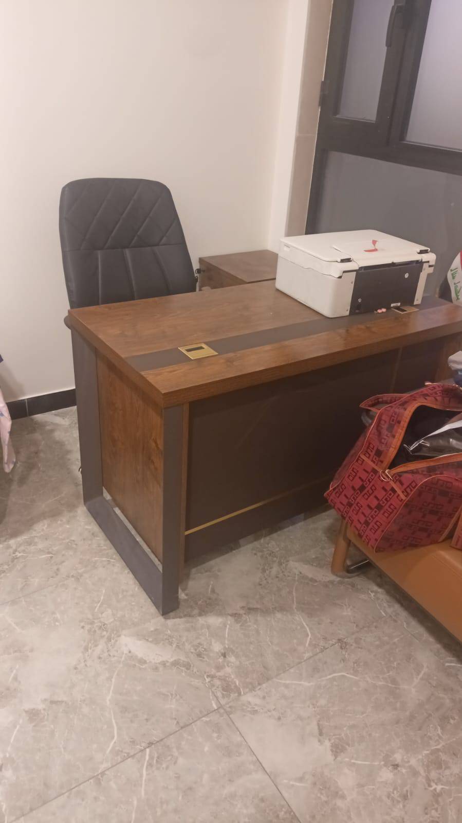 أغراض مكتبية • أغراض منزلية • جديدة نظيفة