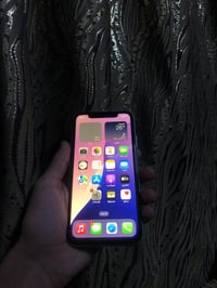 ايفون ١١ • ٦٤ • اخضر