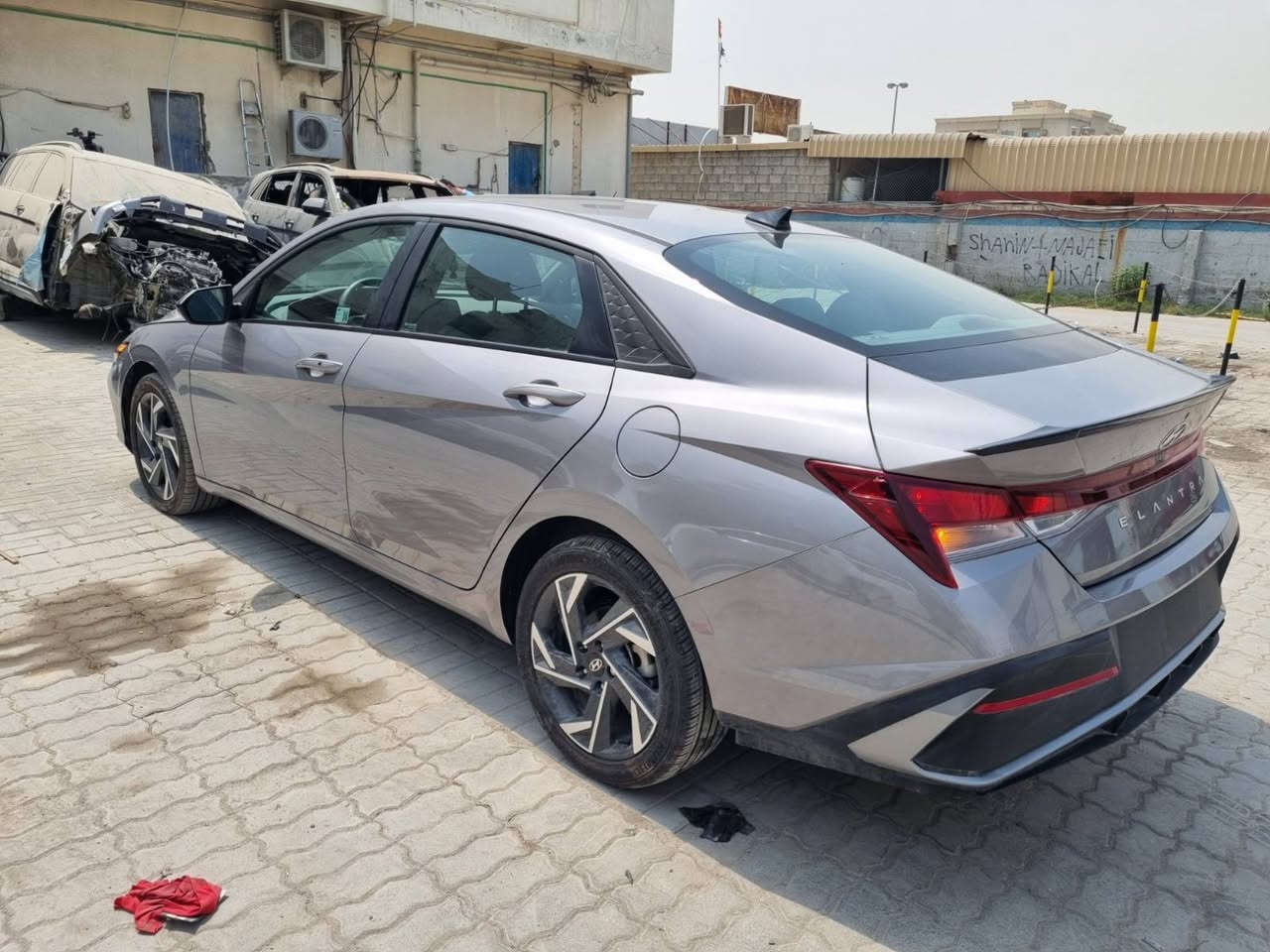 السلام عليكم
هيونداي النترا 2025 فول بصمة تشغيل وابواب ، بدون دواخل ، بدون تبديل

2025 HYUNDAI ELANTRA, SEL

2.0L, 4 cyl., 147HP 

وارد أمريكي ، رقم بغداد ، اللون فضي ، محرك 2000 دوش ، شاشة لمس ، بصمة تشغيل ، بصمة أبواب ، تشغيل عن بعد ، نافكيشن ، نقطة عمياء بالمراية ، مثبت سرعة ، نظام تجنب الحوادث مع تحذيرات النقطة العمياء وتحذيرات مغادرة المسار ، كامرة خلفية ، الحادث كما موضح بل الصور، ضربة خفيفة ، تصليح  وصبغ جزء من البونيد ، بدون دواخل ، الارباكات كلهن سليمة ، ماشية تقريبا 11 الف ميل  

السعر 165

رقم بغداد شهداء وكاله عامه باسم بنيه البنيه من بغداد 

بغداد 

رقم الهاتف ***********
