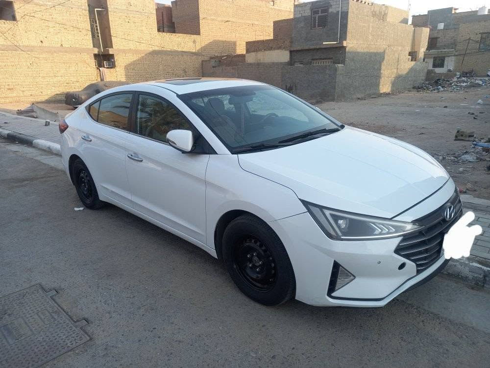 النترا 2020 رقم بغداد فول مواصفات سعر 147
بيها صبغ بالباب وشويه بارد 
***********
