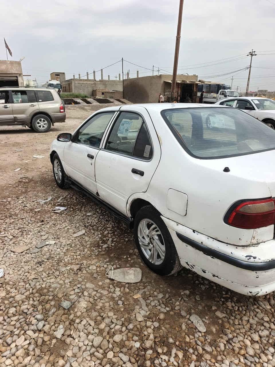 السلام عليكم 
نيسان سني ياباني ١٩٩٥
كير، ومحرك كورله ١٨٠٠ خير من الله 
رقم انبار مشروع وطني سنويه ل٢٧
باسمنه تحويل شوكت ما يعجبك 
كهربائيات كله شغاله جام ٤يصعد وينزل 
السياره عوزه سكنات  فقط 
ترايك للبصره 
السعر ٣مليون وبيه مجال سعر دراجه دايون 
ناصريه قلعه سكر 
***********
***********
