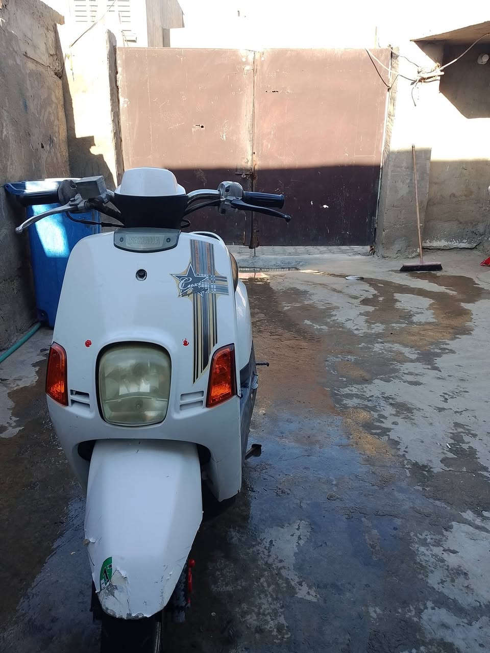 سلام عليكم بوليس للبيع دراجه بلاديه محرك يخبل كهربائيات شغاله دراجه حلوه وناعمه سعره 400وبيه مجال مكاني الطيفيه رقمي ***********)***********

