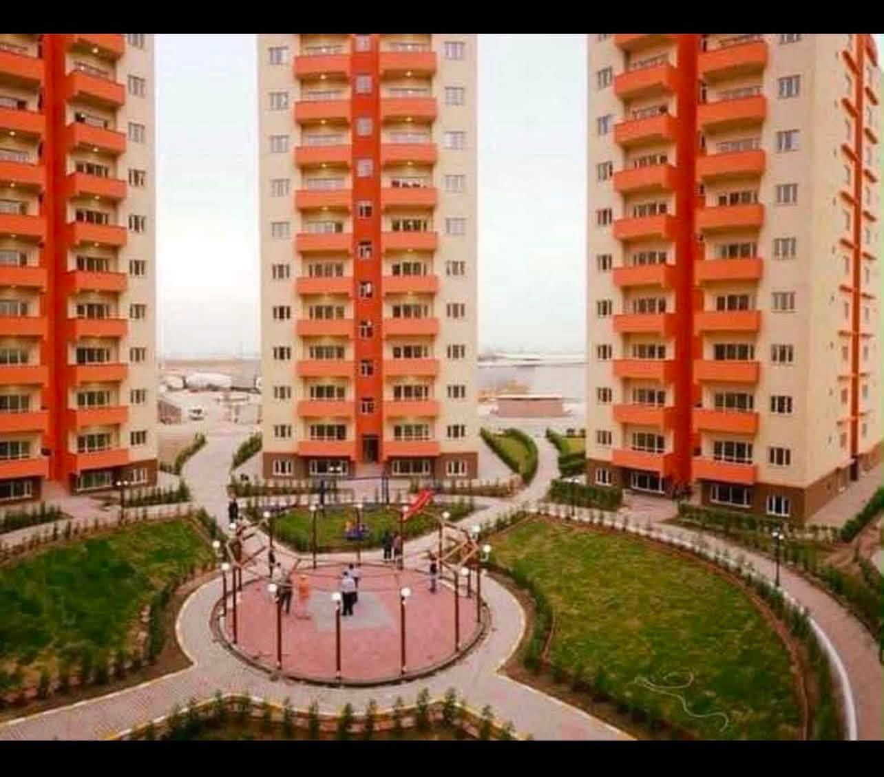 🏠 شقة للبيع في مجمع الزهور السكني – بغداد / سريع محمد القاسم
🏢 عمارة D7  شقة 27
📐 المساحة: 80 متر
💸 واصل قسط 7 سنوات
سعر البيع: 45 مليون 
📞 للاتصال:
*********** / اتصال + واتساب
