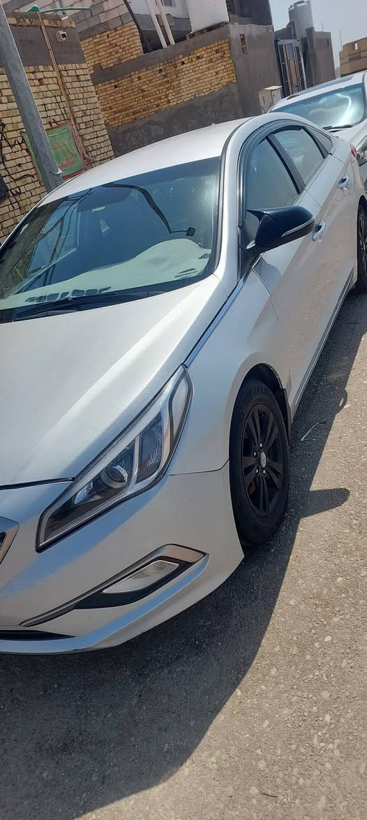 سوناتا ١٧ غاز اصل محرك ٢٠٠٠ دوش جديده كص جنطه مكان البصره سعر ٤٥ وبيه مجال قليل شراي يتصل ***********
