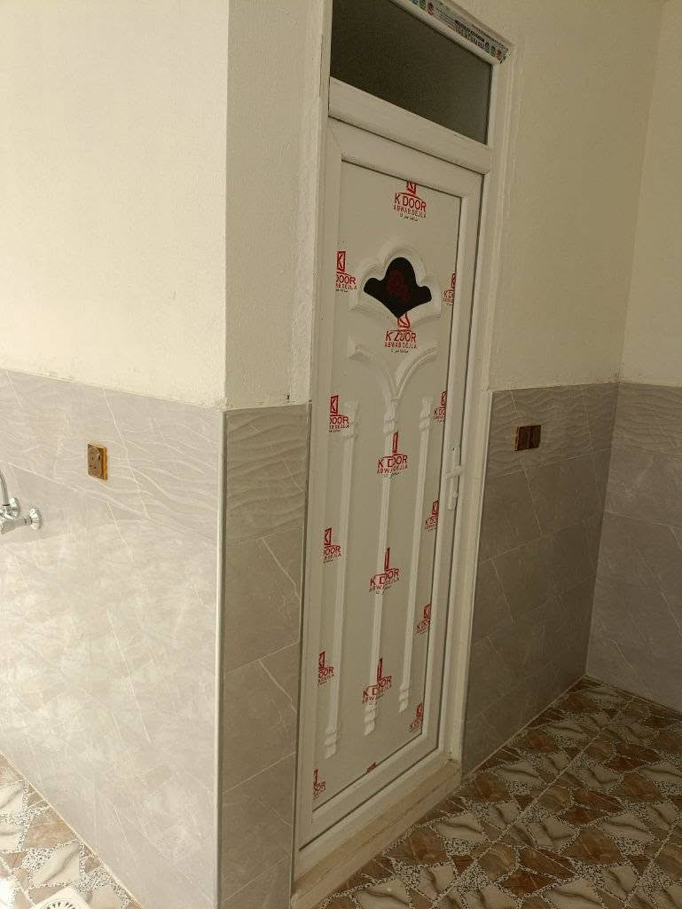 نعمل أبواب والشبابيك ال bvcالتركي الاصلي 
بأسعار مناسبه الاتصال ***********
