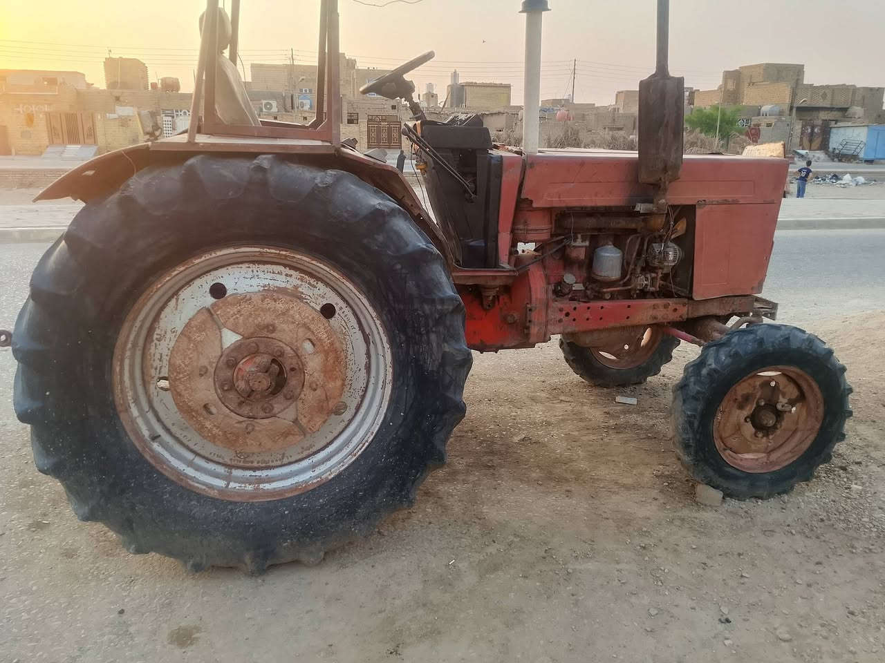مكينه بلروس للبيع جاهزه محرك كير كهربائيات بس تايرات الدبل نص عمر مكينه خير من الله رقم وسنويه بس راعيه ما اندله اتكفل عشائر المكان العماره مركز اخوان للاستفسار اكثر أتصلو على صاحبه آني مكلف بلنشر وهذا رقم صاحبه *********** السعر وباقي التفاصيل يم صاحبه
