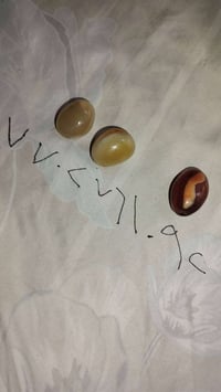 أحجار كريمة للبيع الاتصال على الرقم 07702761092