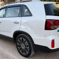 سورنتو • ٢٠١٣ • ضرر خارجي