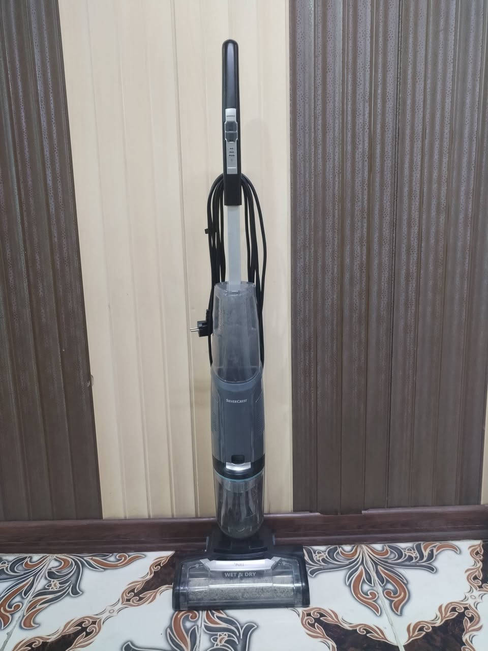 غراض كل من وسعره تصفيه وشغالات للستفسار واتساب فقط***********راسلني وتدلل

نص مكتوب في الصور:
- اورك موسيقه ومايك شغال جديد لسعر 20 الف
- مكنس ومجفف وغساله 3 في 1ماركه السعر 25 الف
- مكنسه ولمامه قنفات وجربيات ماركه السعر 20 الف
- جدر كهربائي ضغط 3لتر ونص شغــال وراقي لسعر 20الف