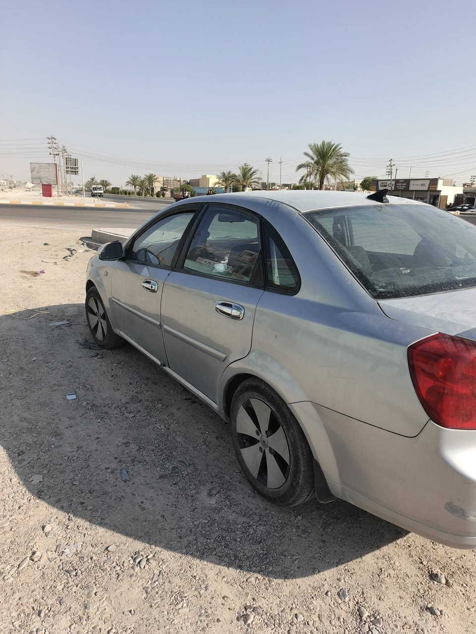اوبترا للبيع موديل 2009
مصبوغه حزام لجماليه 
رقم شمالي
السعر 66
***********
