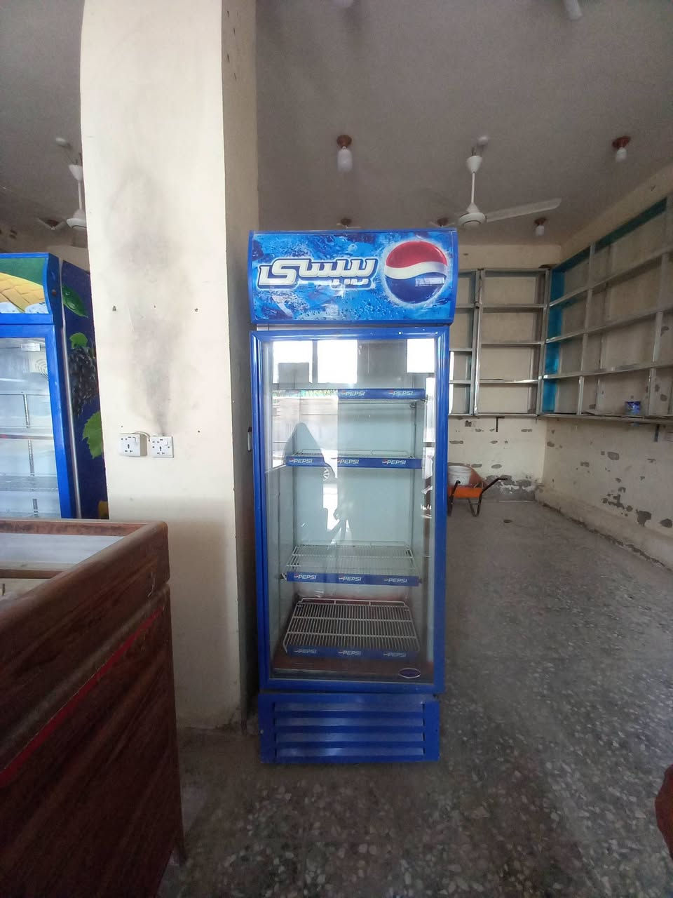 مجمدة • براد عمودي • شغالة