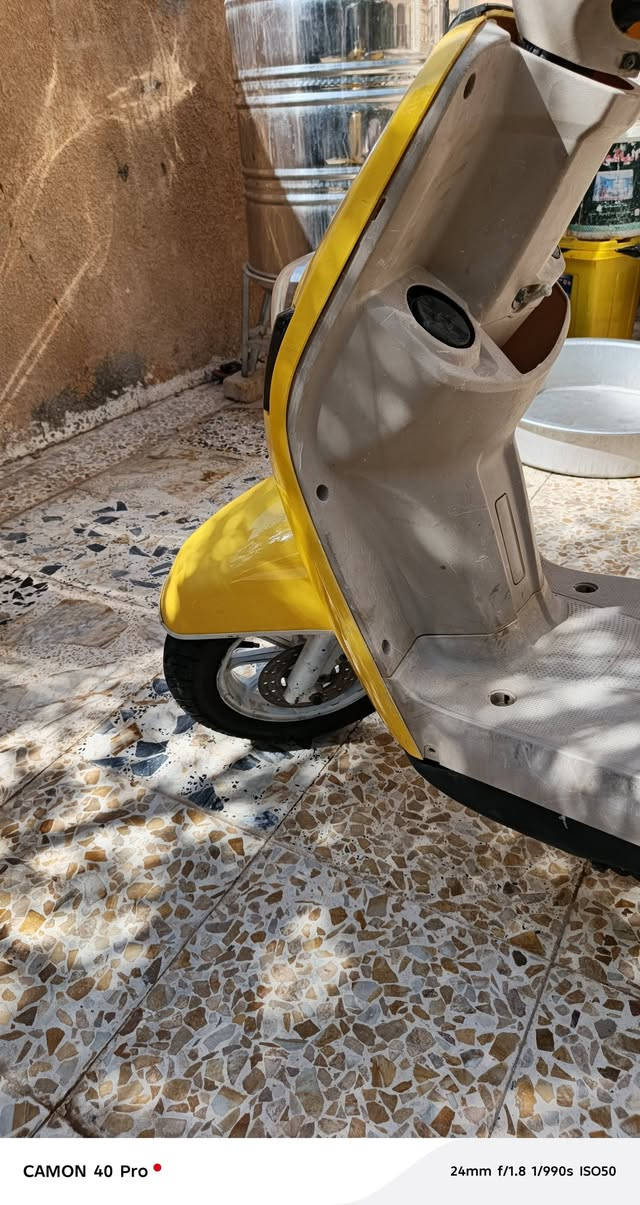 سلام عليكم بوليس للبيع مكينه مفتوح المكان كوت حي الحكيم السعر خاص تصال ***********-***********

نص مكتوب في الصور:
- CAMON 40 Pro
- 24mm f/1.8 1/1550s ISO50
- CAMON 40 Pro 24mm f/1.8 1/971s ISO50
- CAMON 40 Pro 24mm f/1.8 1/990s ISO50
- CAMON 40 Pro 24mm f/1.8 1/1695s ISO50
- CAMON 40 Pro 24mm f/1.8 1/1117s ISO50