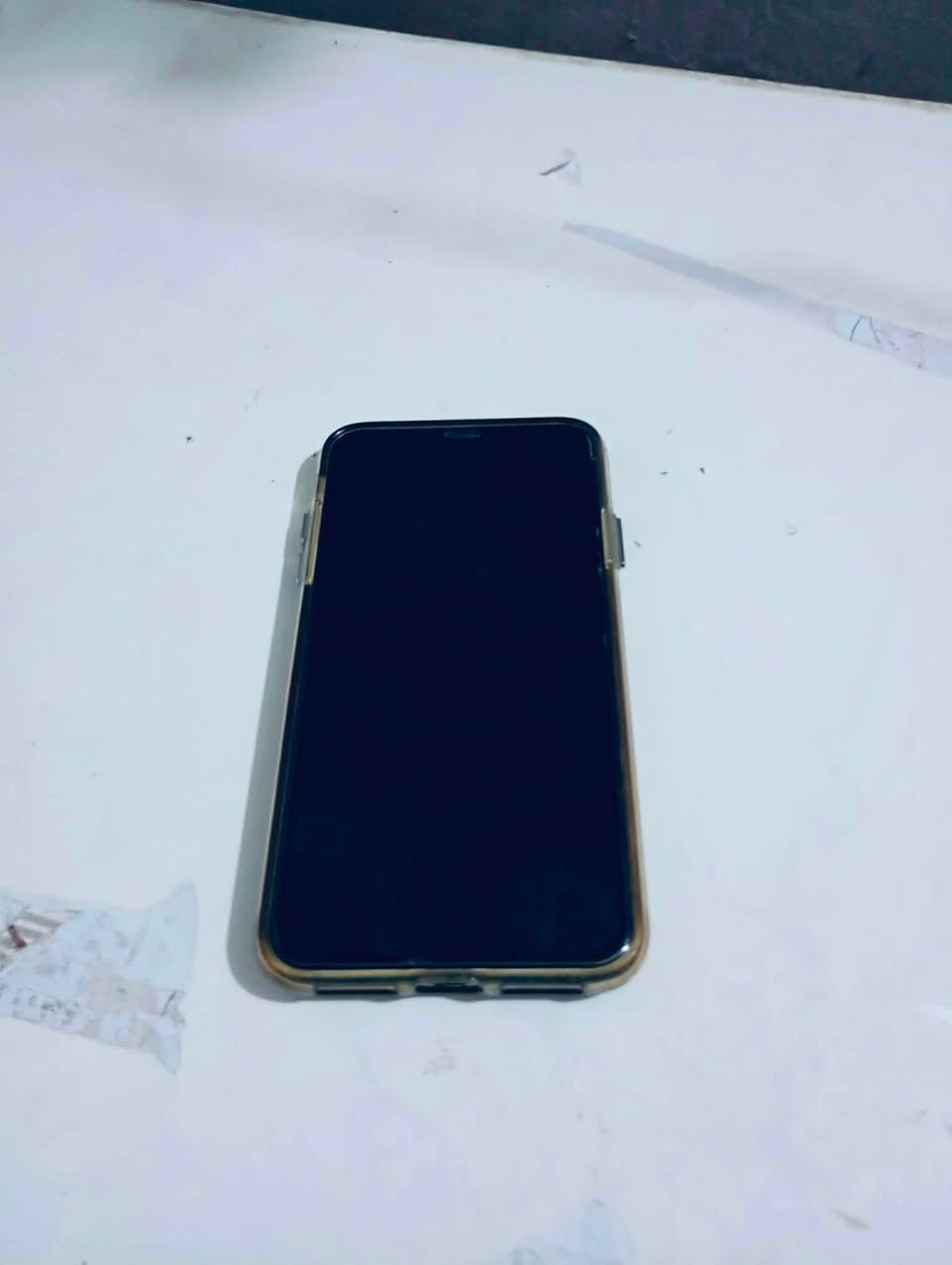 سلام عليكم موبايل 📱 أيفون 11برو ماكس للبيع ما بدل أي شيء بعدة جديد السعر خاص المكان ديالى المقدادية رقم ***********
