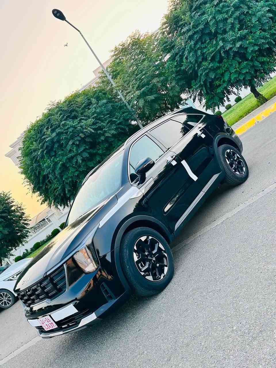 البيع 
سورنتو 2025 
وارد امركي 
فول مواصفات 
ماشي 5 الف 
صبغ بونيد فقط 
بدون دواخل ارباك ستيرن فقط راجاع سستم 
مكان سياره اربيل 
***********
